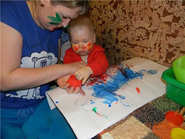Рисование с малышами от 1 года: первые уроки