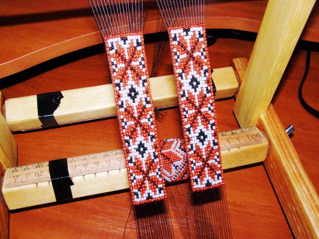 Мастер-класс - плетение фенечек из ленточек | страна мастеров