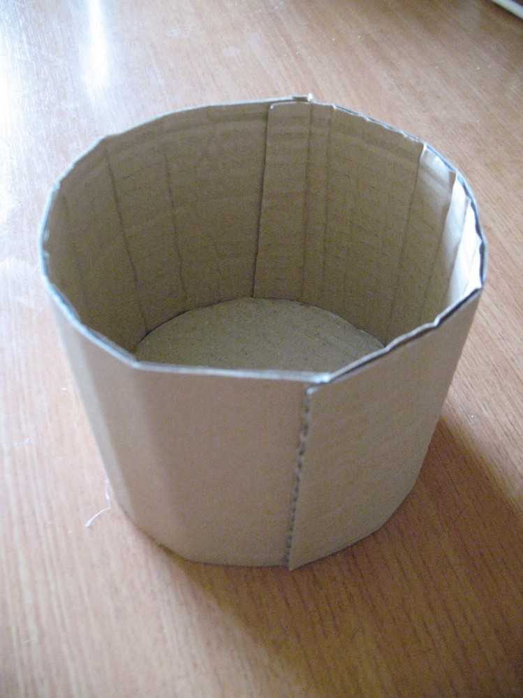 Как сделать маленькую корзинку из бумаги или картона своими руками: инструкция и схема с подробным описанием