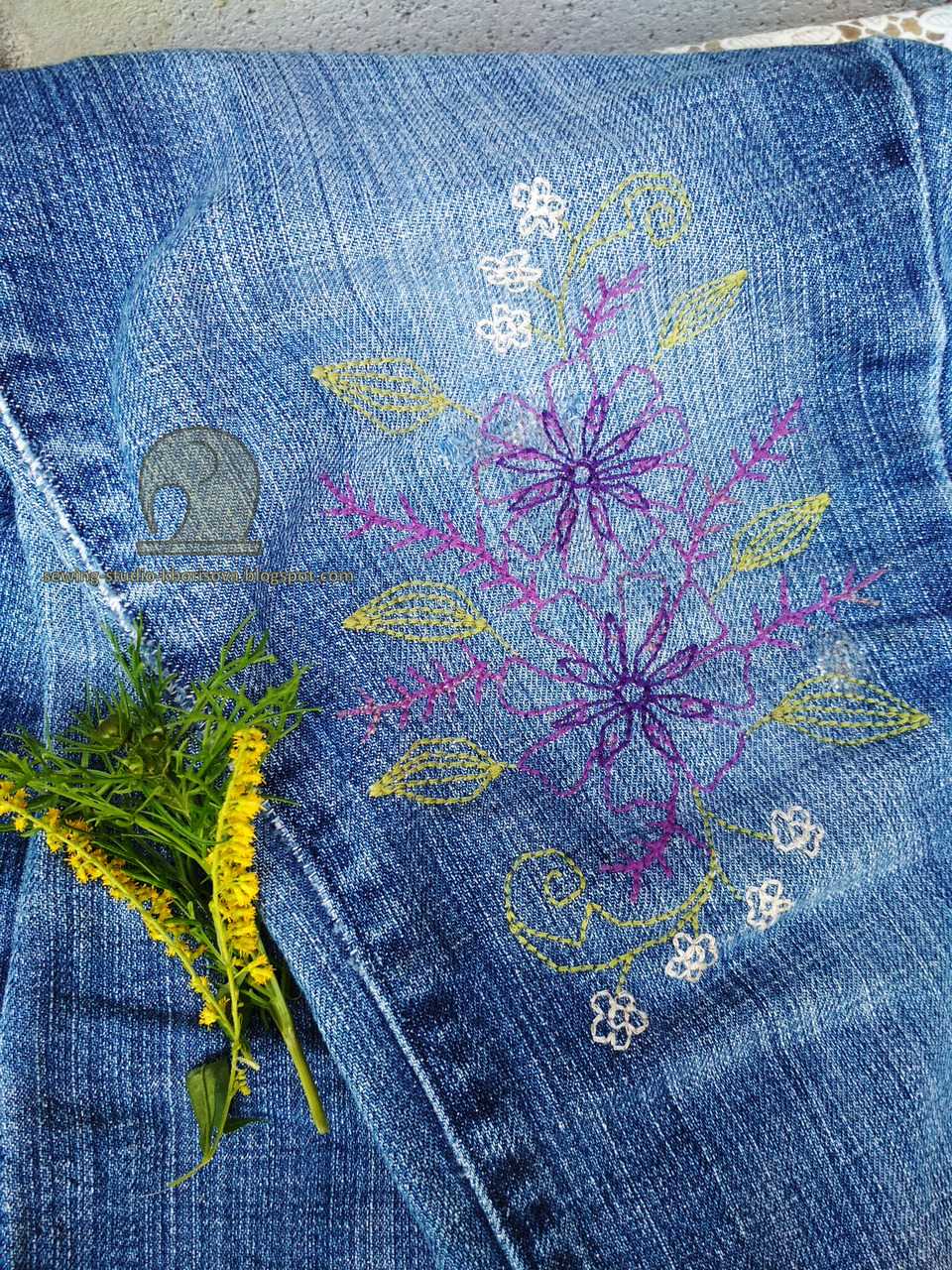 Как сделать красивую вышивку на джинсах - идеи