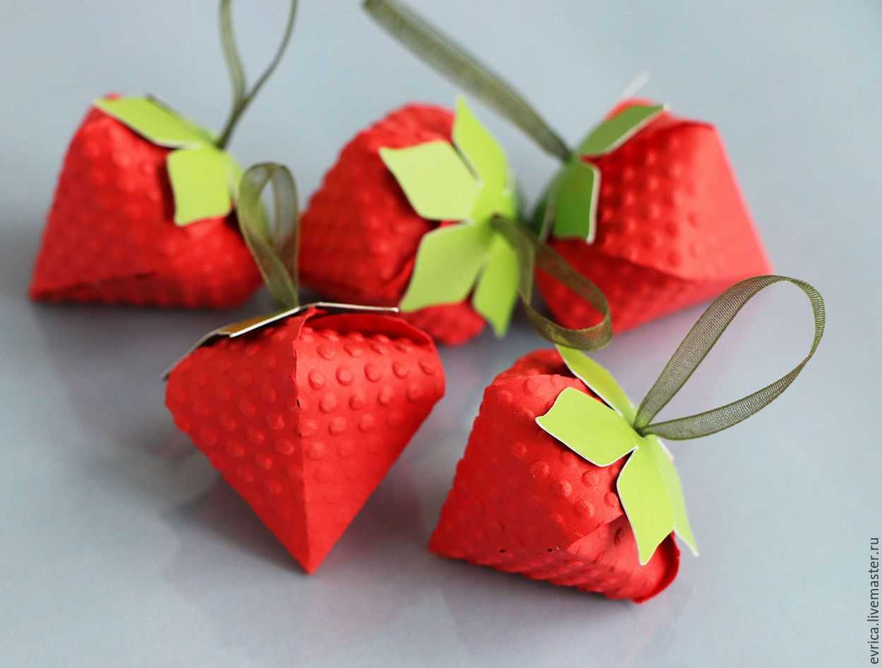 Как слелать сладкие подарки своими руками: свит-дизайн, коробочки со сладостями для детей и взрослых