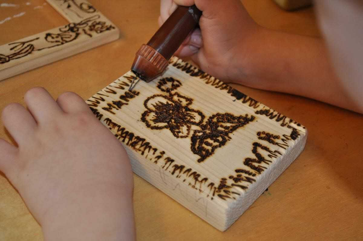 Пирография (выжигание по дереву): эскизы, искусство и уроки для начинающих