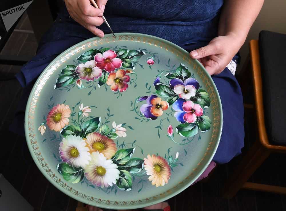 Роспись тарелок своими руками – 5 мастер-классов и 65 фото