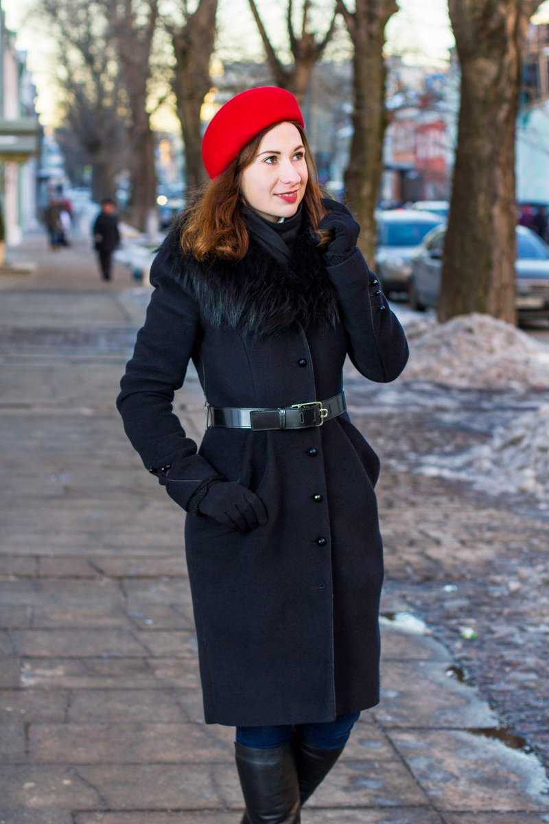 Какая шапка подходит к чёрному пальто