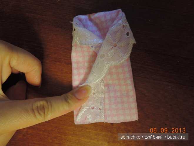 В данной статье рассказывается  о том, как сделать махровый конверт для куклы Беби Бон самостоятельно