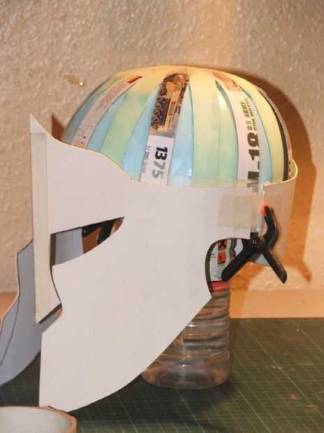 Шлем для рыцаря из картона. как сделать рыцарский шлем своими руками — инструкция пошаговая