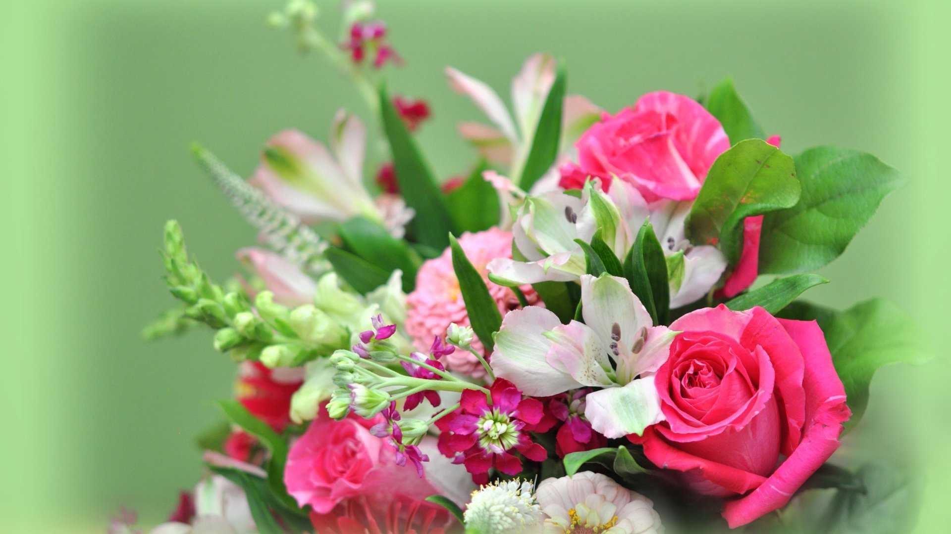 Самые красивые открытки с днем рождения женщине, девушке с красивыми цветами и поздравлением: лучшая подборка