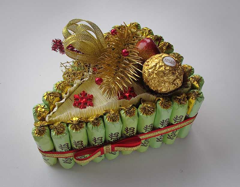 Подарки из конфет — как сделать красивую композицию к любому празднику (85 фото)