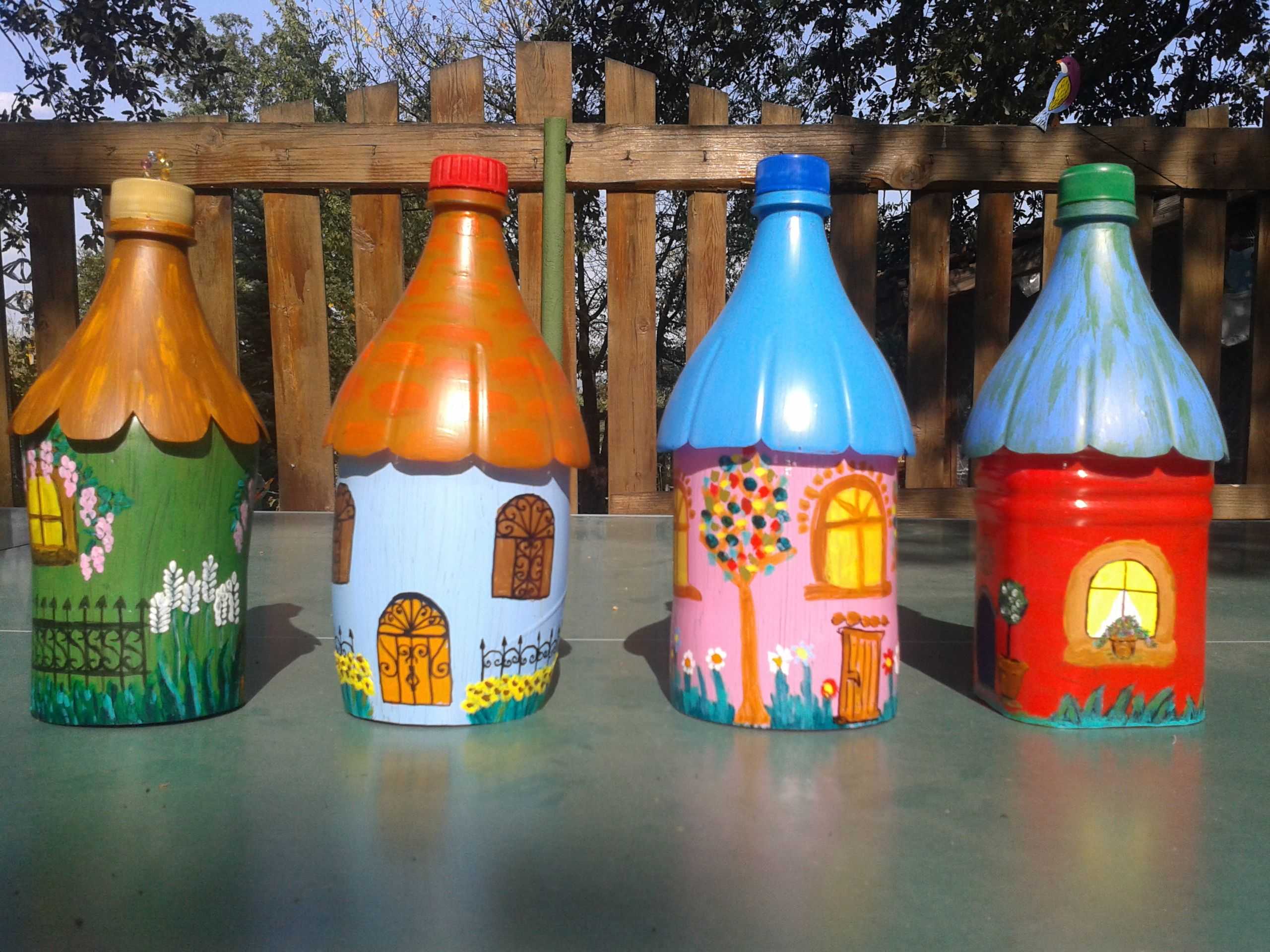 Поделки из пластиковых бутылок: 135 фото вариантов использования пластика в украшении сада